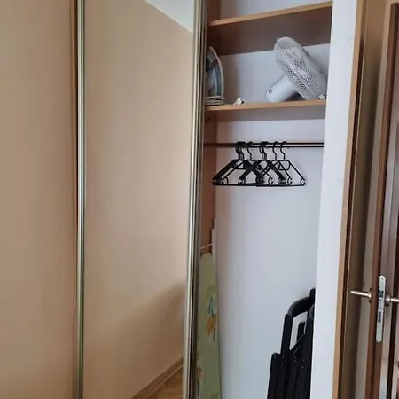 Apartment Przytulne Mieszkanko Z Balkonem I Parkingiem W Sercu Pragi Poludnie Warsaw