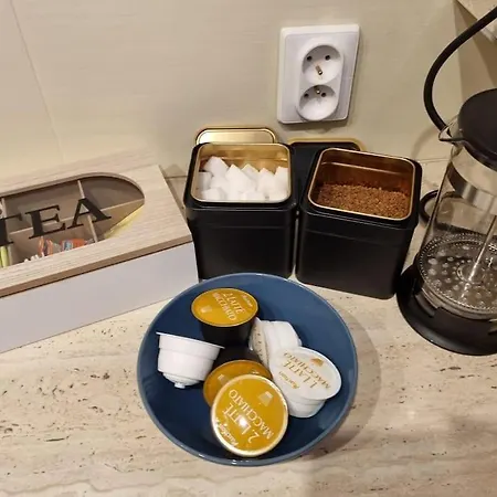 Przytulne Mieszkanko Z Balkonem I Parkingiem W Sercu Pragi Poludnie *