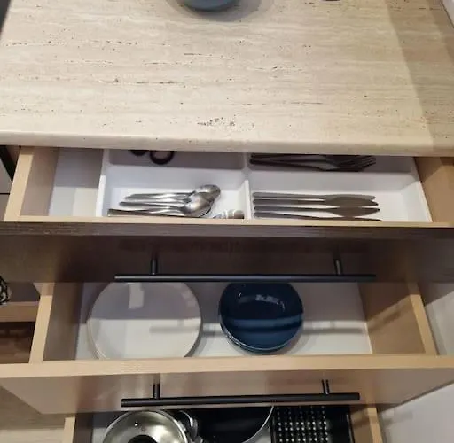 Przytulne Mieszkanko Z Balkonem I Parkingiem W Sercu Pragi Poludnie Apartment