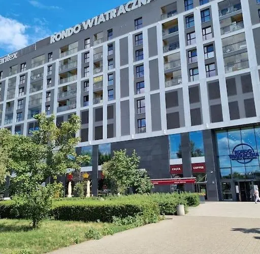 Przytulne Mieszkanko Z Balkonem I Parkingiem W Sercu Pragi Poludnie *