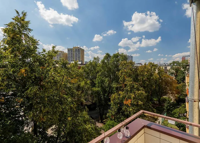 Przytulne Mieszkanko Z Balkonem I Parkingiem W Sercu Pragi Poludnie Apartment *