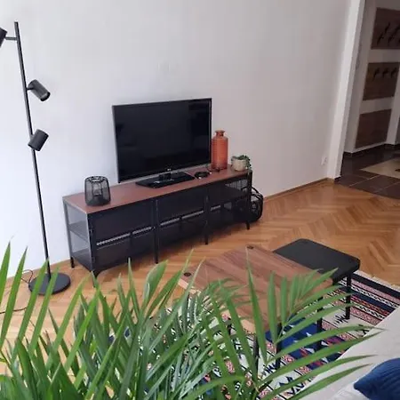 Przytulne Mieszkanko Z Balkonem I Parkingiem W Sercu Pragi Poludnie Appartement *