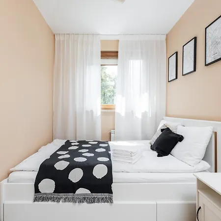 Przytulne Mieszkanko Z Balkonem I Parkingiem W Sercu Pragi Poludnie Warszawa